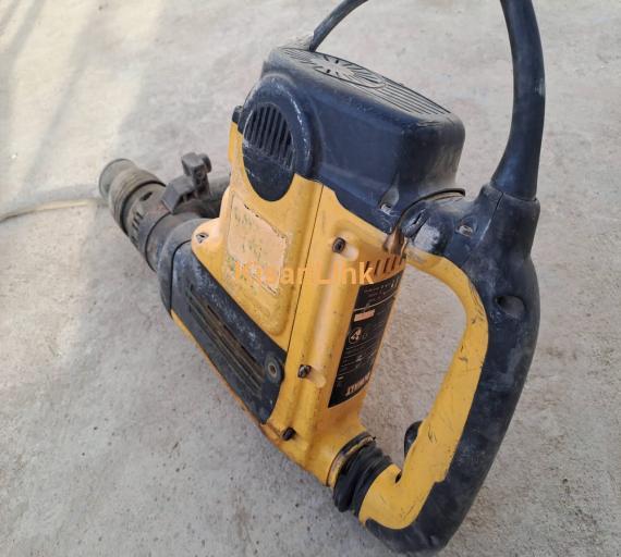 DeWALT Demolition Hammer Drill Machine